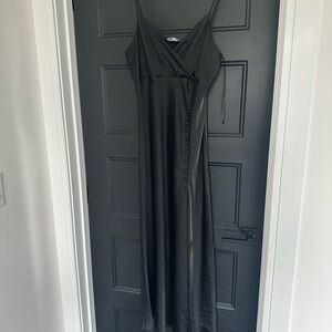Elegant Black Maxi Dress